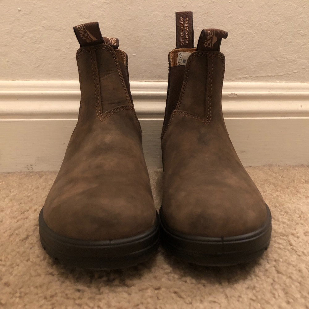 Brand New Women's Blundstone 585 Chelsea Boots